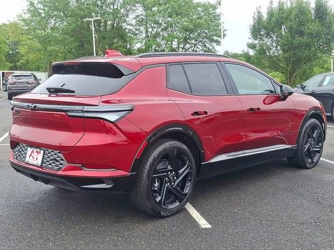 New 2025 Chevrolet Equinox EV RS w/ Convenience Package II image 4