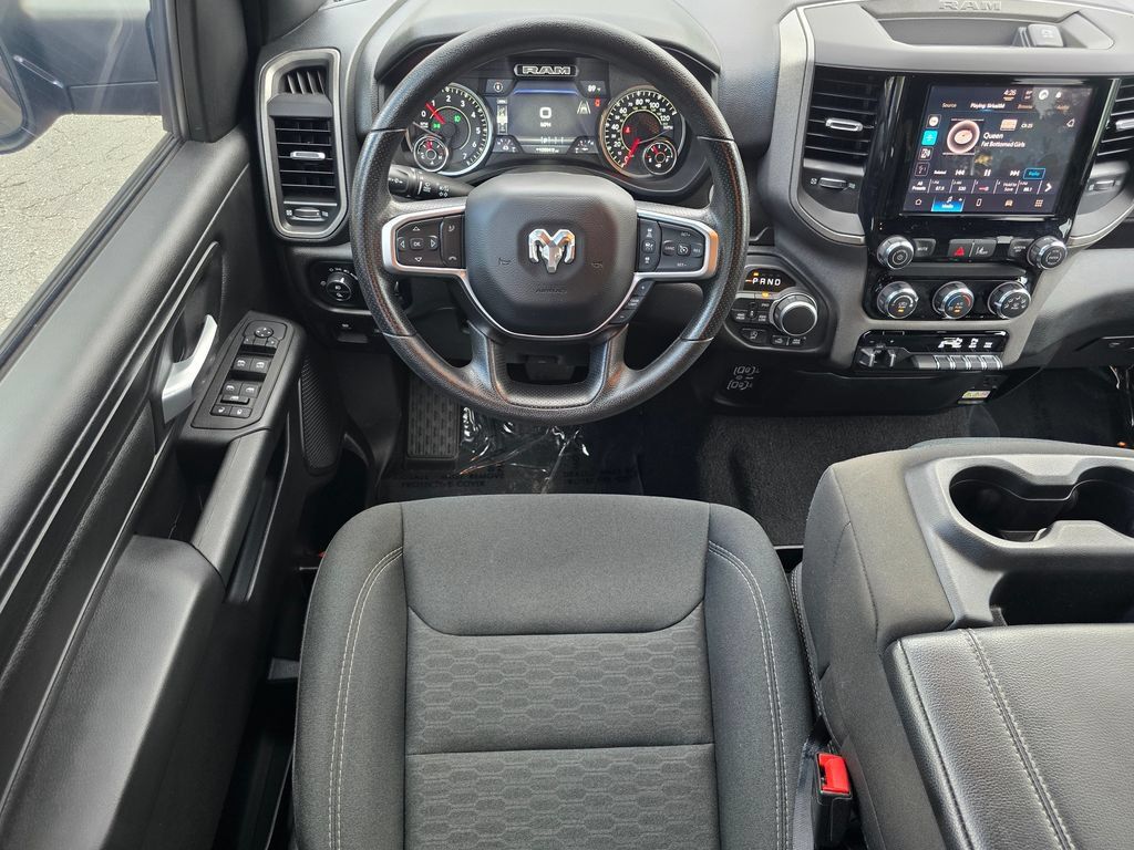 Used 2025 RAM 1500 Warlock AWD/4WD image 30