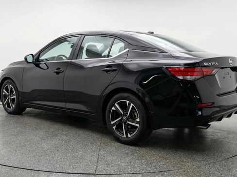 Used 2025 Nissan Sentra SV FWD image 6