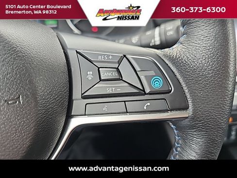 Used 2020 Nissan Leaf SV w/ SV Technology Package image 14