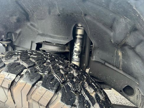 Used 2019 Jeep Wrangler Sport image 18