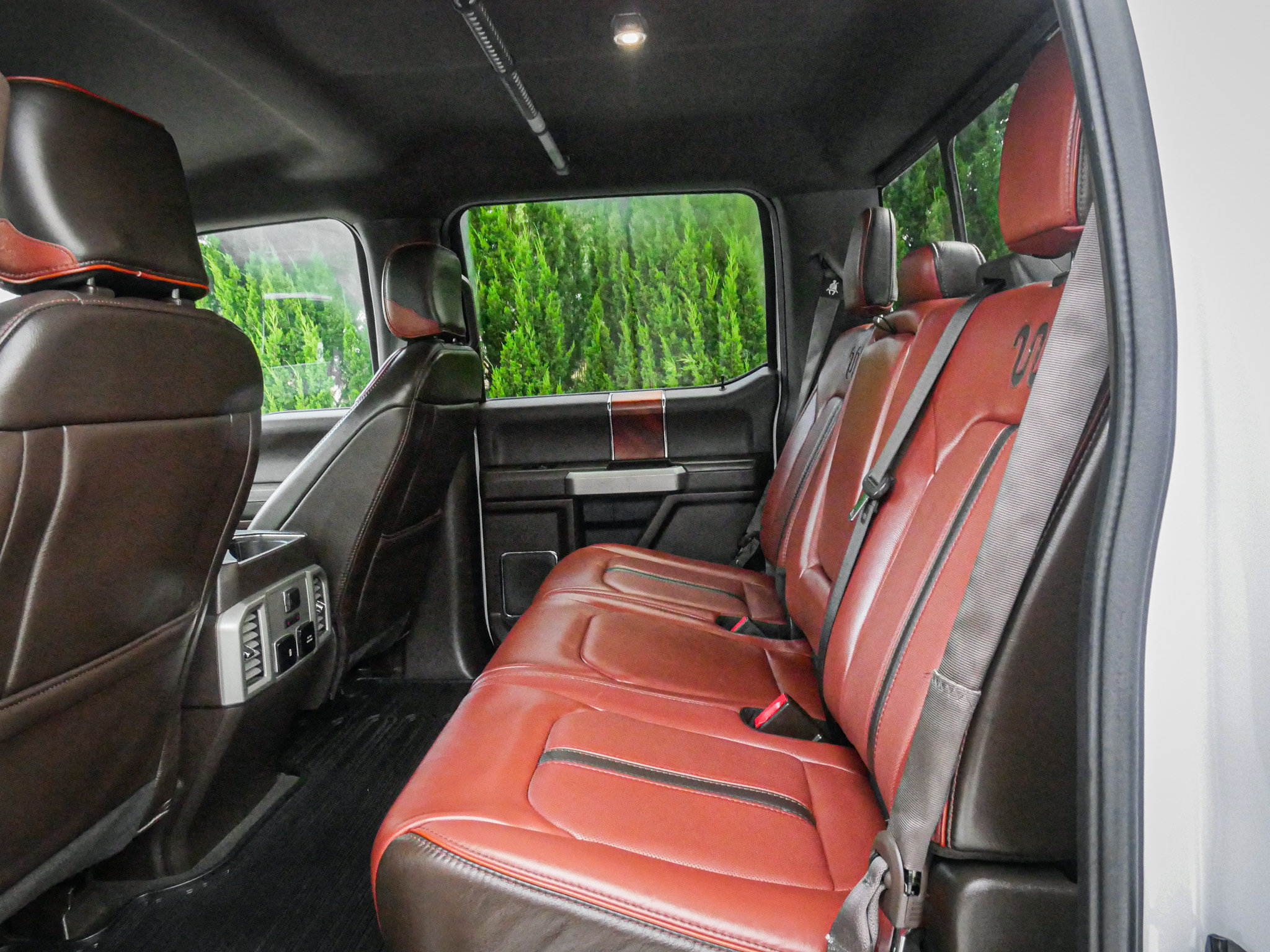 Used 2019 Ford F150 King Ranch w/ Equipment Group 601A Luxury AWD/4WD image 8
