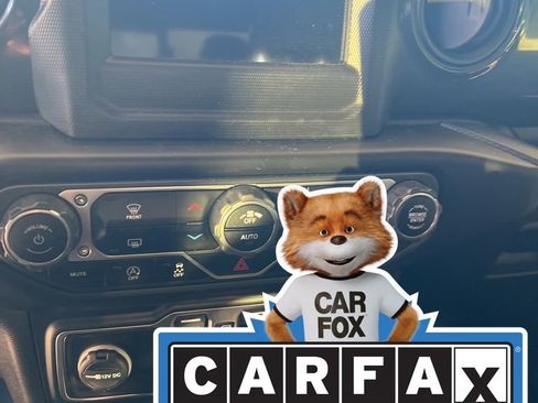 Used 2022 Jeep Gladiator Sport image 10