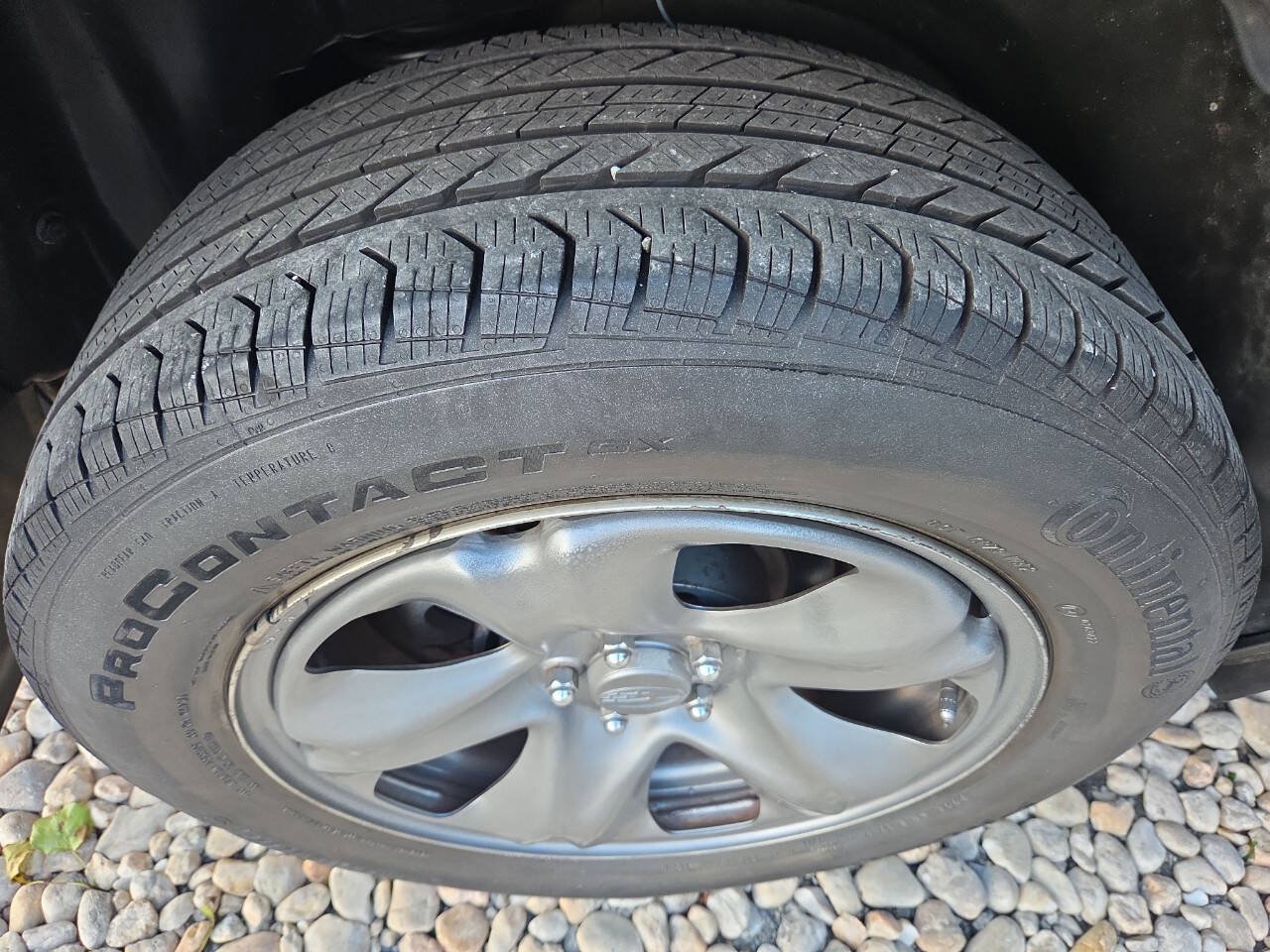 Used 2014 Subaru Forester 2.5i AWD/4WD image 19