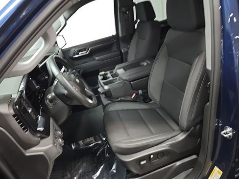 Used 2023 Chevrolet Silverado 1500 LT image 29