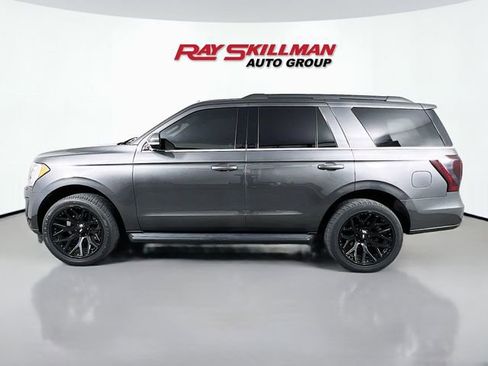Used 2020 Ford Expedition XLT w/ Equipment Group 201A AWD/4WD image 4