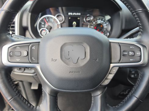 Used 2024 RAM 2500 Big Horn image 33