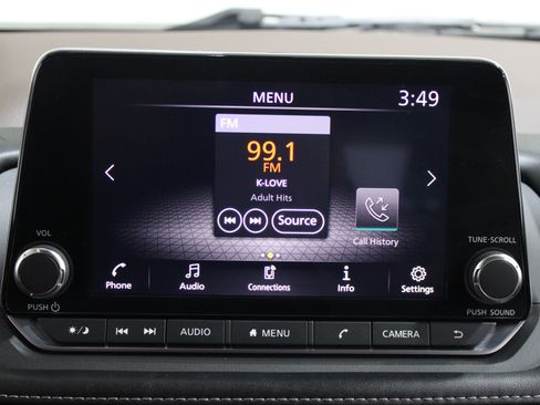 Used 2022 Nissan Rogue S AWD/4WD image 11