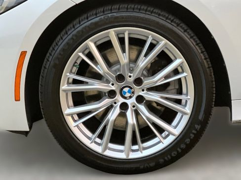 Certified 2023 BMW 330i Sedan w/ Premium Package image 11