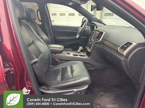Used 2017 Jeep Grand Cherokee Limited w/ Luxury Group II image 5