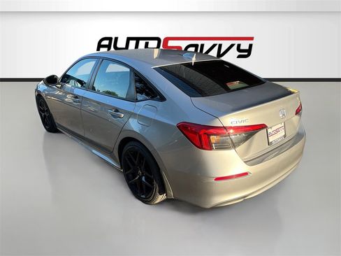 Used 2022 Honda Civic Sport image 5