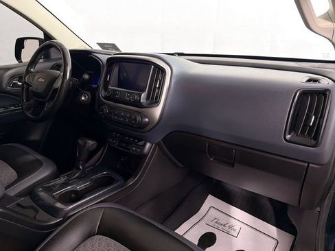 Used 2020 Chevrolet Colorado Z71 w/ Z71 Midnight Edition AWD/4WD image 28