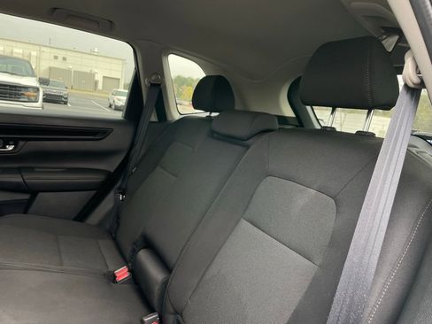 Certified 2025 Honda CR-V EX image 40