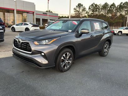 Certified 2024 Toyota Highlander XLE