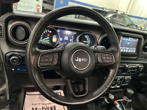 Used 2023 Jeep Wrangler Unlimited w/ Cold Weather Group AWD/4WD image 19