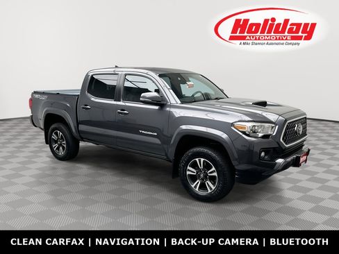 Used 2018 Toyota Tacoma TRD Sport AWD/4WD image 1