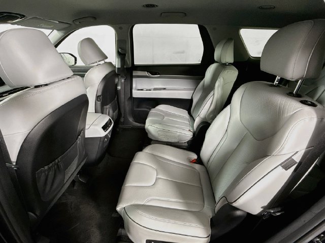Certified 2025 Hyundai Palisade SEL AWD/4WD image 23
