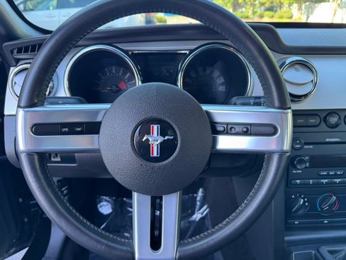 Used 2006 Ford Mustang GT Premium RWD image 26