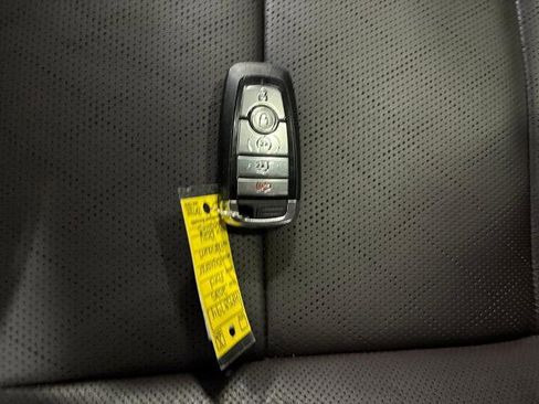 Certified 2025 Ford Explorer Platinum AWD/4WD image 13