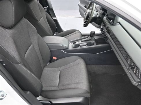 Used 2024 Honda Accord LX image 27