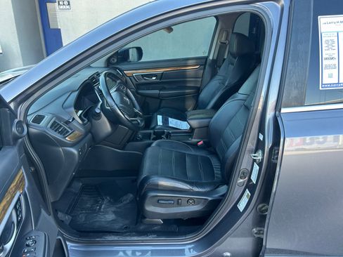Used 2018 Honda CR-V Touring image 13