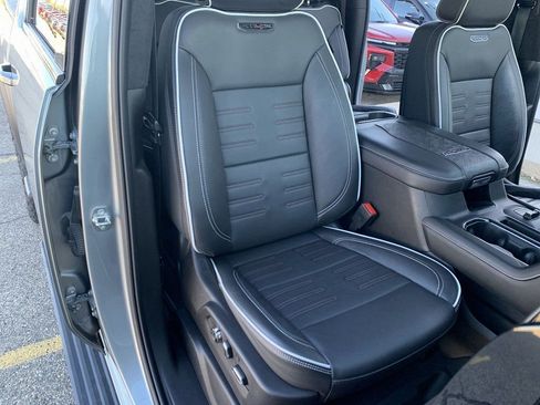 Used 2024 GMC Sierra 2500 AT4X AWD/4WD image 18