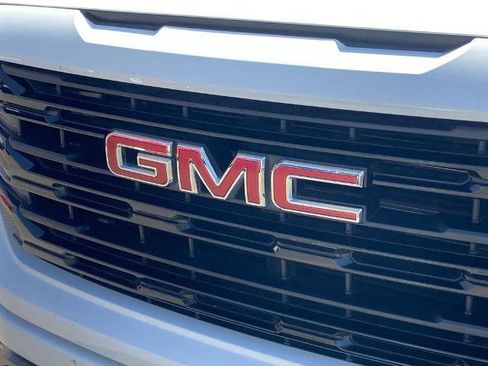 Used 2022 GMC Sierra 1500 Elevation AWD/4WD image 26