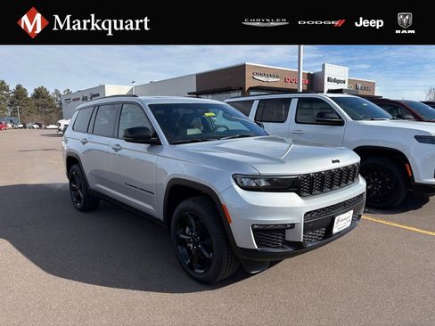 New 2025 Jeep Grand Cherokee L Limited w/ Black Appearance Package AWD/4WD image 1