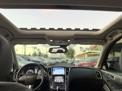 Used 2017 INFINITI Q50 3.0t Premium w/ 3.0T Premium Plus Package image 28