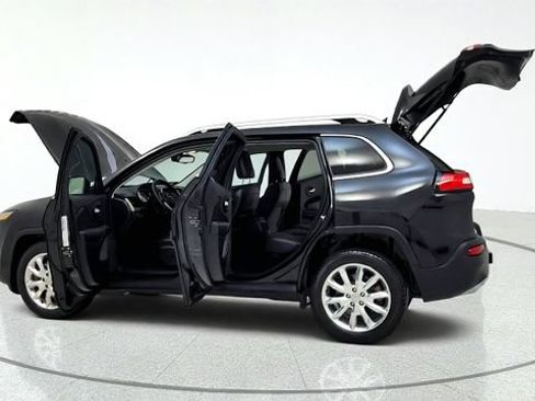 Used 2015 Jeep Cherokee Limited w/ Trailer Tow Group FWD image 15