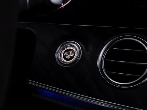 Used 2019 Mercedes-Benz E 63 AMG S image 30