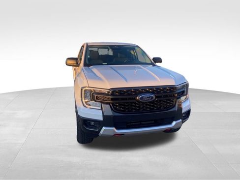 Used 2024 Ford Ranger XLT w/ FX4 Off-Road Package image 4