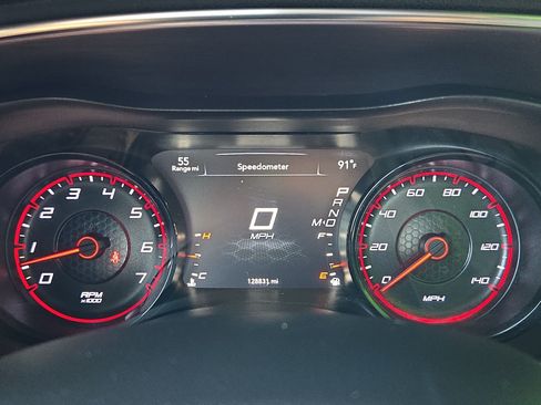 Used 2018 Dodge Charger SXT w/ Blacktop Package RWD image 20