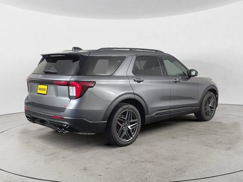 Used 2026 Ford Explorer ST AWD/4WD image 5