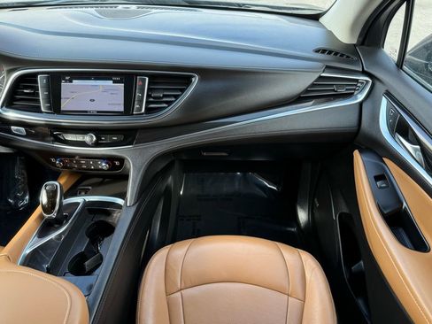 Used 2019 Buick Enclave Premium w/ Experience Buick Package image 30