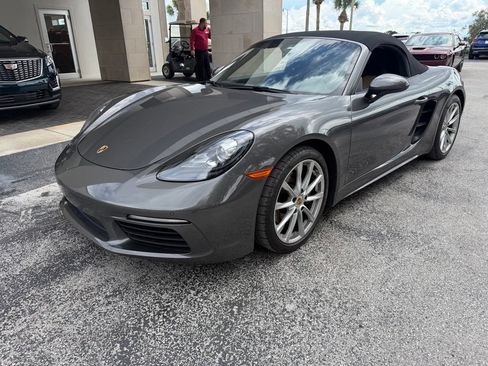 Used 2019 Porsche 718 Boxster RWD image 7