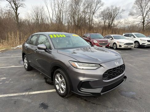Used 2023 Honda HR-V LX image 8