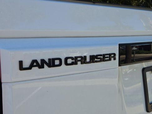 Certified 2024 Toyota Land Cruiser Base image 13
