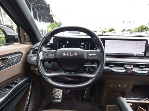 Used 2024 Kia EV9 GT-Line AWD/4WD image 28