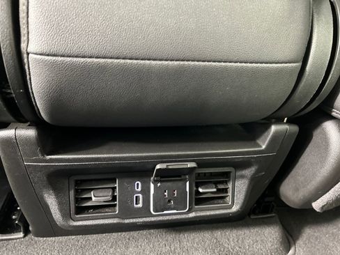 Used 2025 GMC Sierra 1500 SLT image 20