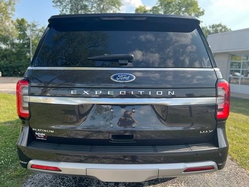 Used 2023 Ford Expedition Max Platinum AWD/4WD image 7