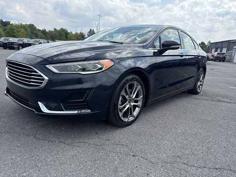 Used 2020 Ford Fusion SEL FWD image 8