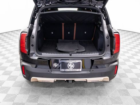 Used 2025 MINI Cooper Countryman S w/ Comfort Package Max image 32