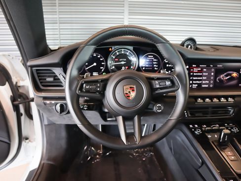 Used 2024 Porsche 911 Carrera GTS image 16