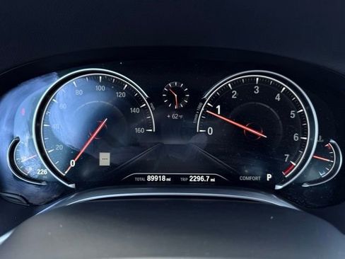 Used 2018 BMW 750i RWD image 41