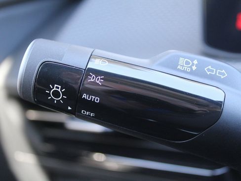 New 2025 Kia EV6 Wind image 31