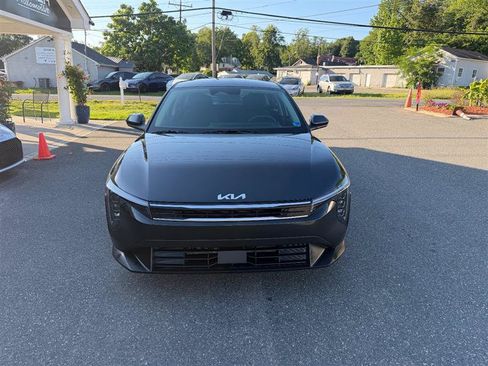 Used 2026 Kia K4 FWD image 3