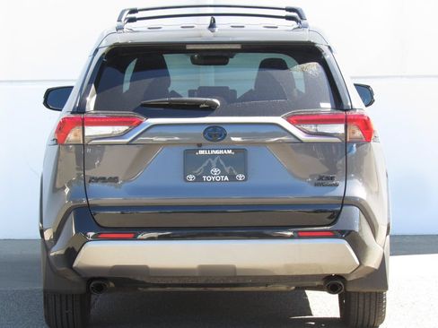 Certified 2023 Toyota RAV4 XSE w/ XSE Grade Weather Package AWD/4WD image 7