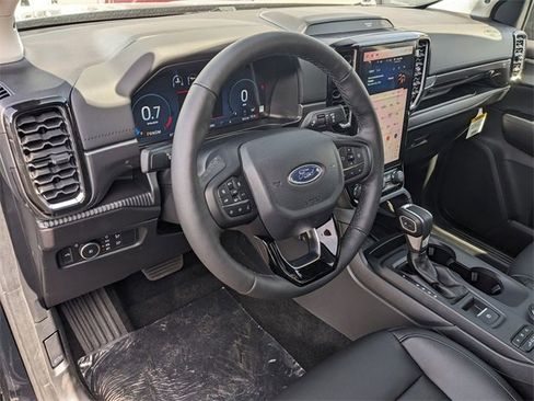 New 2025 Ford Ranger Lariat w/ FX4 Off-Road Package image 11