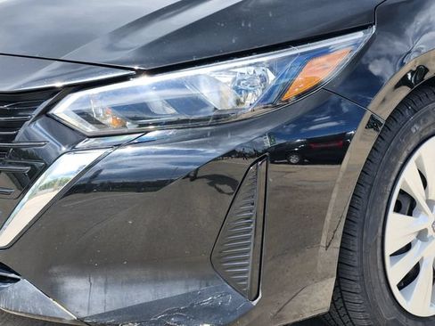 Used 2024 Nissan Sentra S FWD image 8